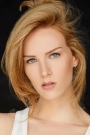 Charlotte Kirk Film ve Dizileri