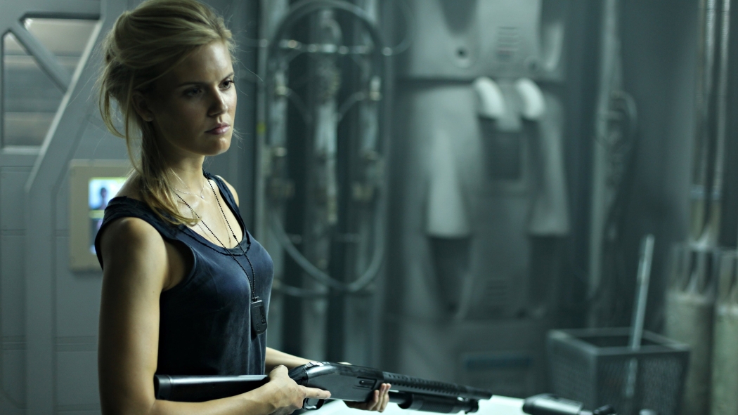 Lockout - isyan izle